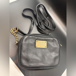 Michael Kors EUC Jet Set Crossbody